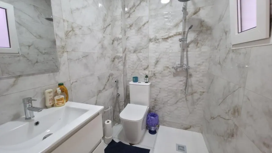 Apartamento de 3 dormitorios en Torrevieja, Spain No. 1387 № 10