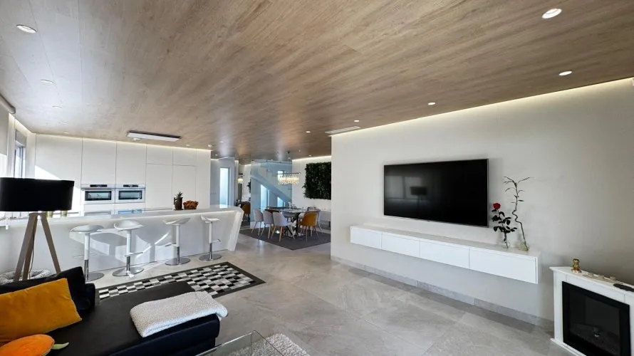 Villa de 4 dormitorios en Campoamor, Spain No. 1214 № 7