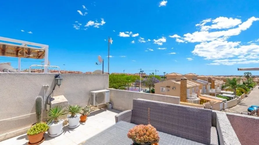 Сasa de 2 dormitorios en Torrevieja, Spain No. 864 № 6