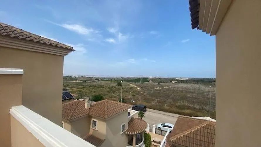Сasa de 2 dormitorios en San Miguel de Salinas, Spain No. 1008 № 4