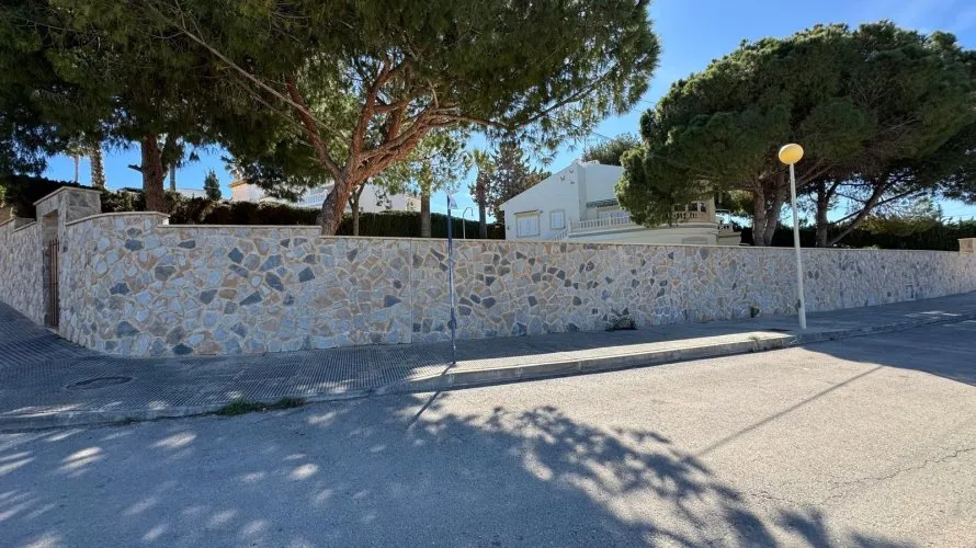 Villa de 3 dormitorios en Cabo Roig, Spain No. 106