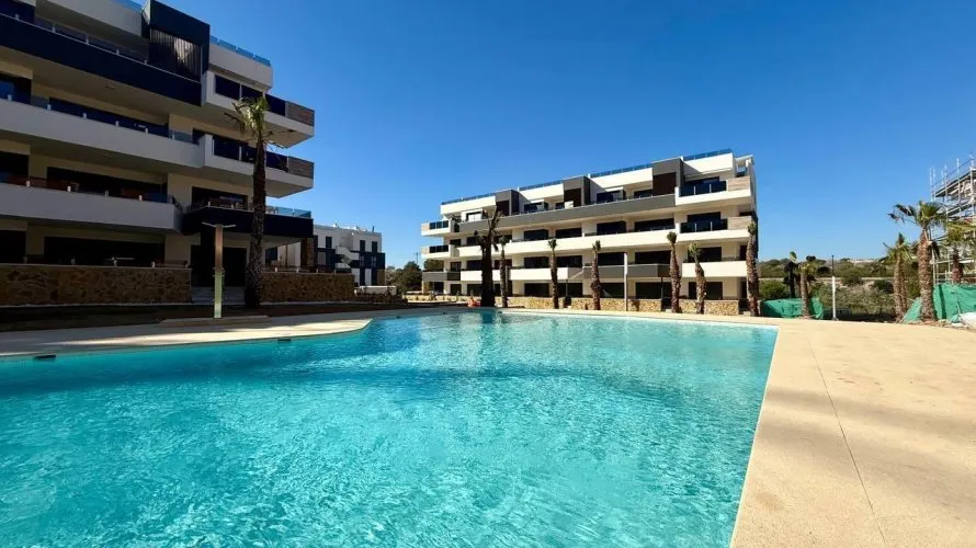 Ático de 2 dormitorios en Torrevieja, Spain No. 1001 № 8