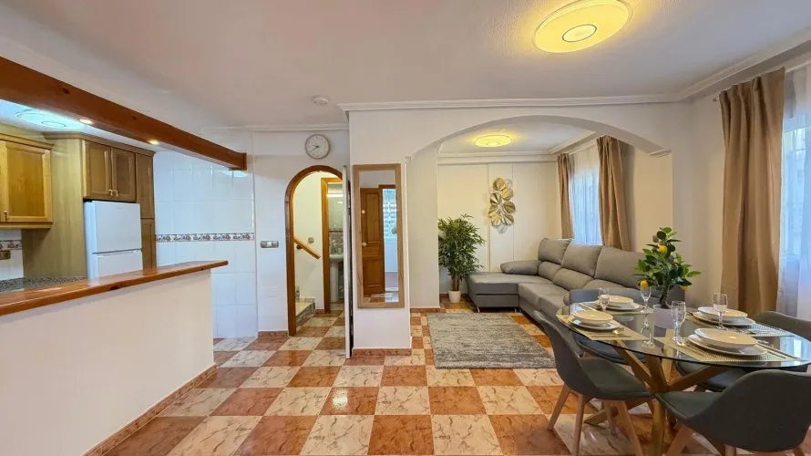 Сasa de 2 dormitorios en Campoamor, Spain No. 980 № 17