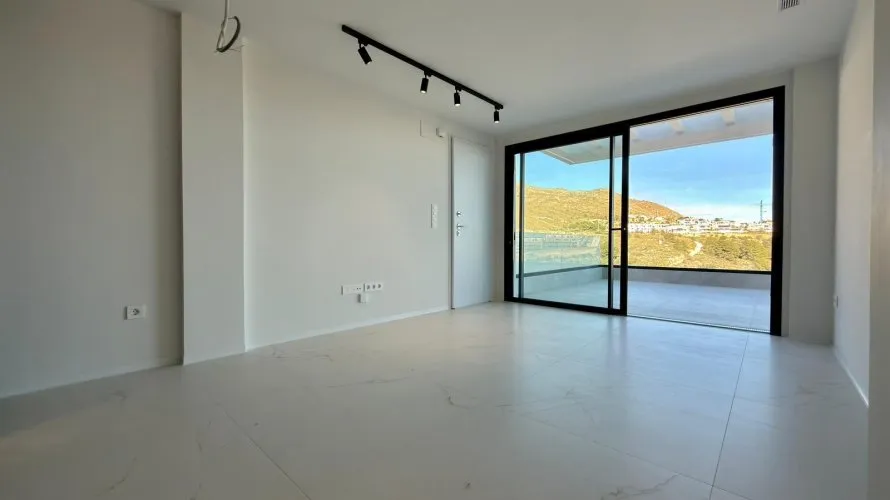 Apartamento de 2 dormitorios en Finestrat, Spain No. 979 № 6