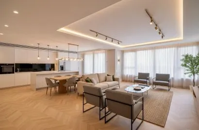Apartamento de 5 dormitorios en Madrid, Spain No. 741