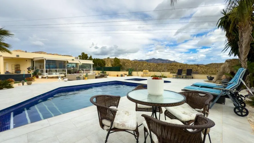 Apartamento de 5 dormitorios en Jijona, Spain No. 1262 № 27