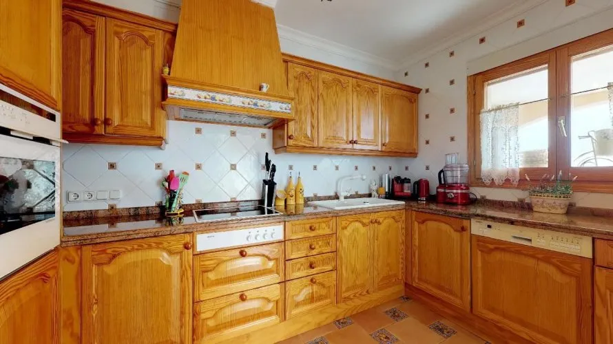 Villa de 7 dormitorios en Maryvilla, Spain No. 397 № 8