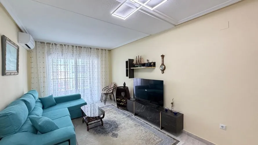 Apartamento de 3 dormitorios en Torrevieja, Spain No. 996 № 24