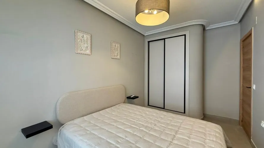 Apartamento de 2 dormitorios en Torrevieja, Spain No. 1426 № 15