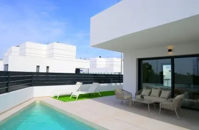 Villa de 3 dormitorios en Dolores, Spain No. 145