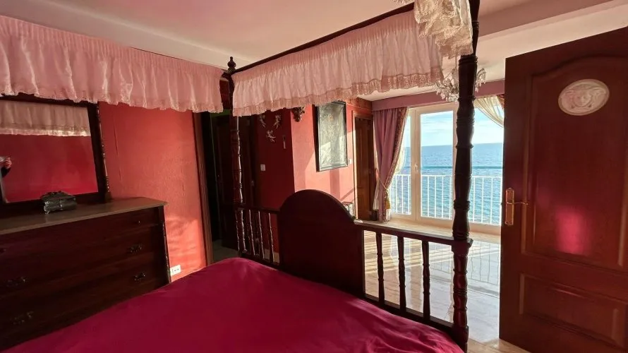 Apartamento de 2 dormitorios en Benidorm, Spain No. 652 № 11