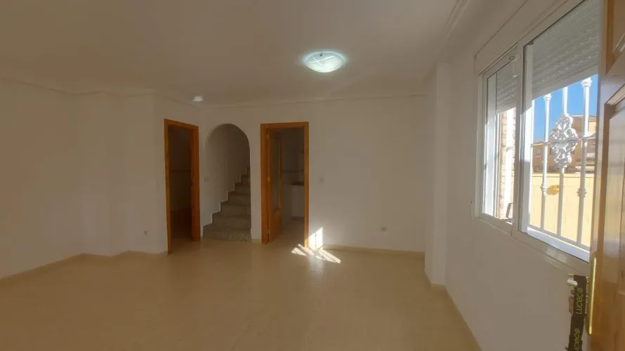 Сasa de 3 dormitorios en Rojales, Spain No. 971 № 5