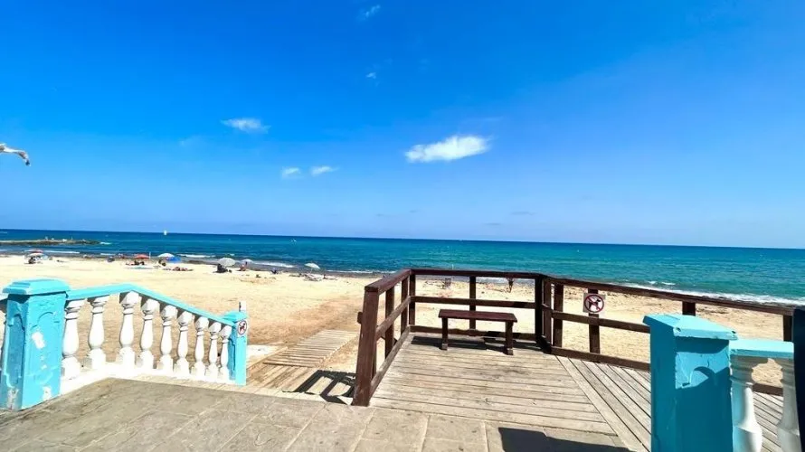 Ático de 2 dormitorios en Torrevieja, Spain No. 1024 № 1