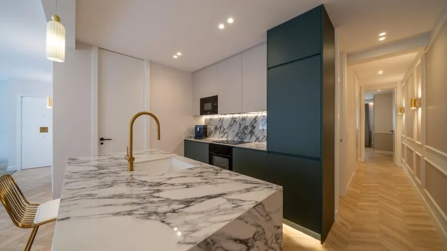 Apartamento de 3 dormitorios en Madrid, Spain No. 792 № 15
