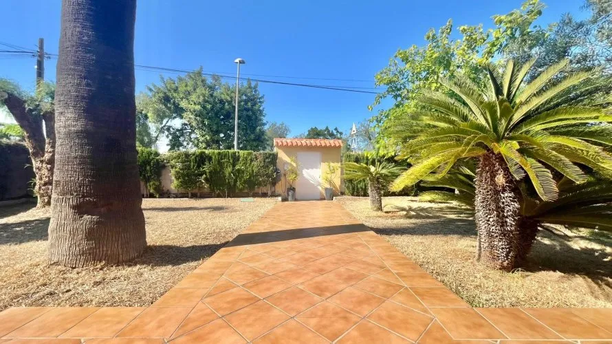 Villa de 3 dormitorios en Torrevieja, Spain No. 742 № 4