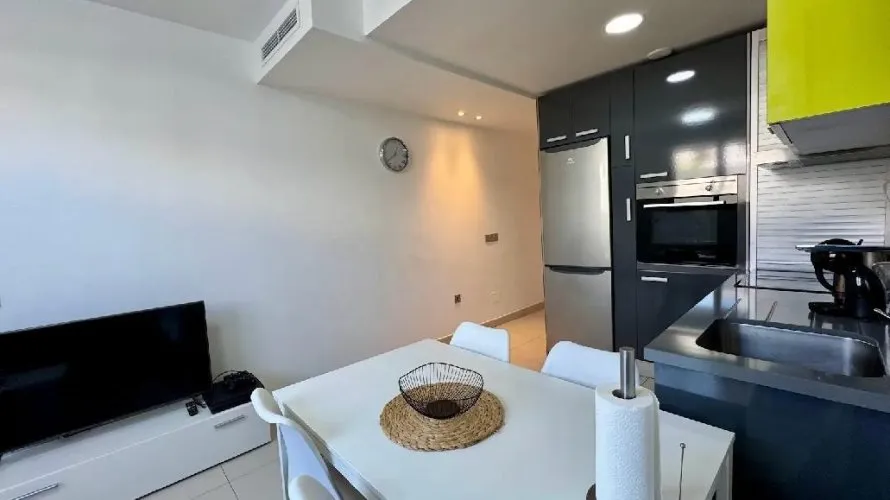 Apartamento de 2 dormitorios en Torrevieja, Spain No. 739 № 9