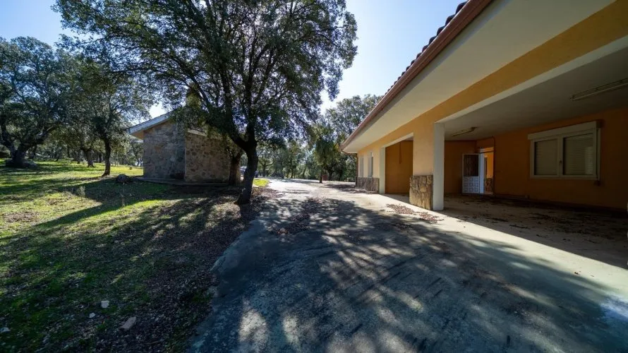 Сasa de 8 dormitorios en Colmenarejo, Spain No. 1396 № 1