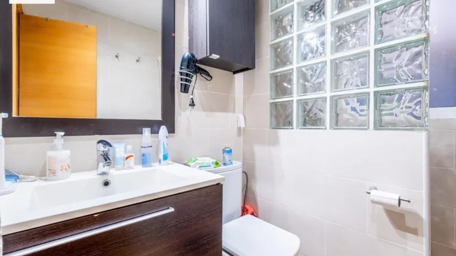 Apartamento de 3 dormitorios en Alicante, Spain No. 938 № 15