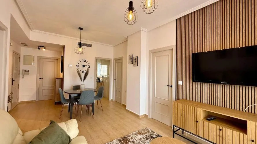 Apartamento de 3 dormitorios en Guardamar del Segura, Spain No. 1007 № 6