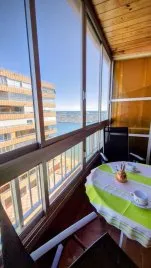 Apartamento de 2 dormitorios en Torrevieja, Spain No. 1399