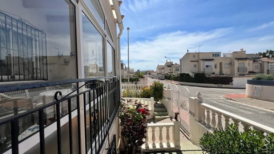 Сasa de 132m² en Torrevieja, Spain No. 884 № 19