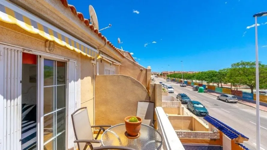 Сasa de 2 dormitorios en Torrevieja, Spain No. 864 № 9