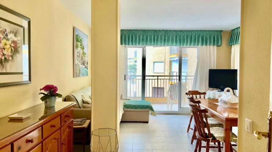 Apartamento de 3 dormitorios en Torrevieja, Spain No. 994 № 7