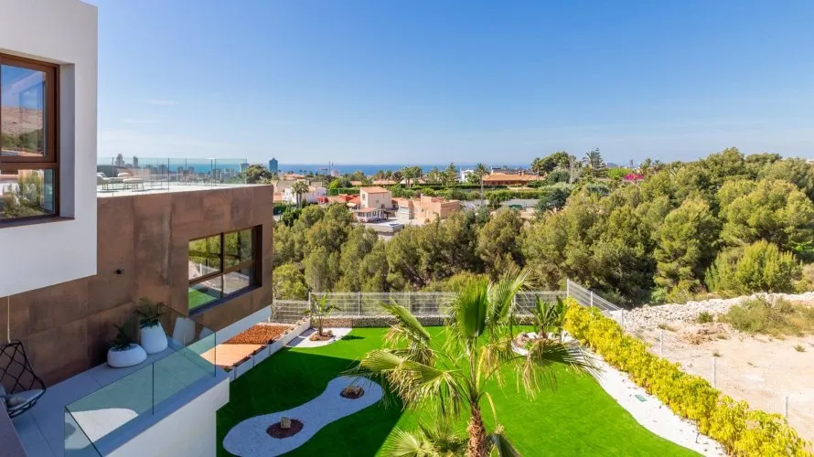 Villa de 4 dormitorios en Benidorm, Spain No. 457 № 21
