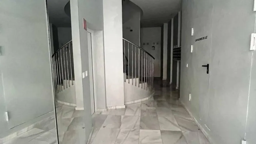 Apartamento de 3 dormitorios en Torrevieja, Spain No. 154