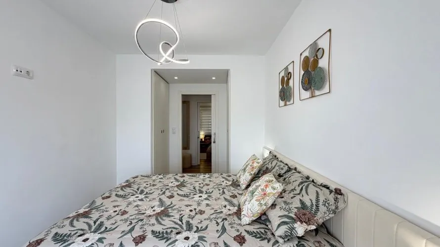 Apartamento de 3 dormitorios en Torrevieja, Spain No. 1042 № 9