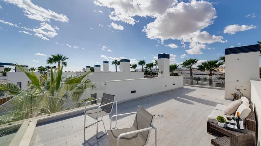 Villa de 3 dormitorios en La Zenia, Spain No. 247 № 7