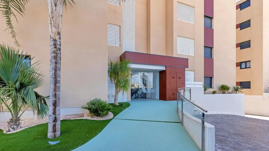 Apartamento de 2 dormitorios en Torre de la Horadada, Spain No. 1290