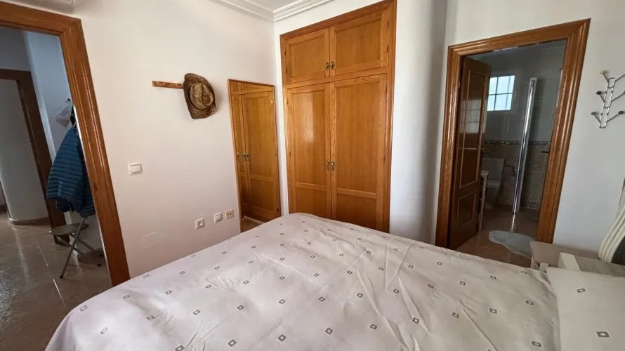 Apartamento de 1 dormitorio en Torrevieja, Spain No. 86 № 13