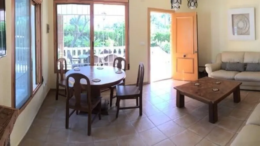 Apartamento de 135m² en L'Eliana, Spain No. 471 № 3