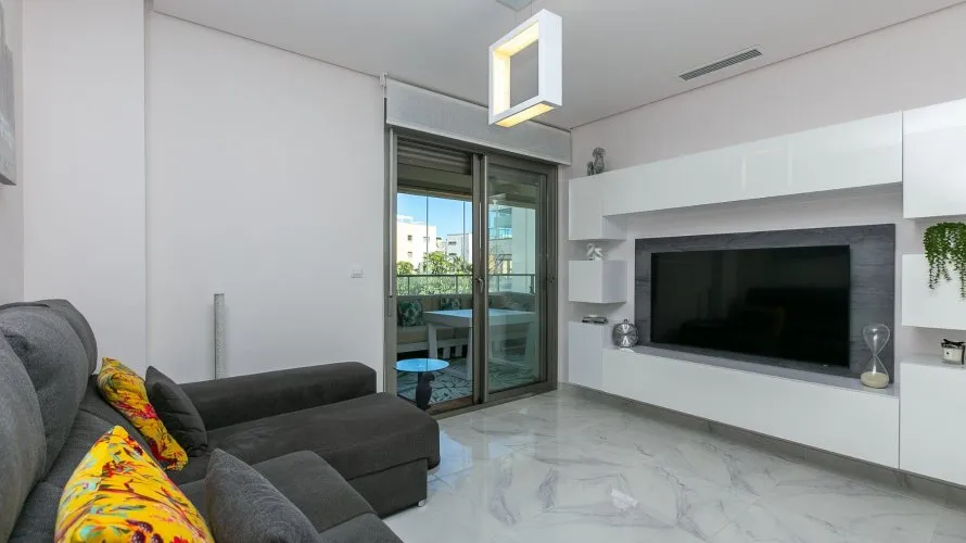 Apartamento de 82m² en Alicante, Spain No. 893 № 12