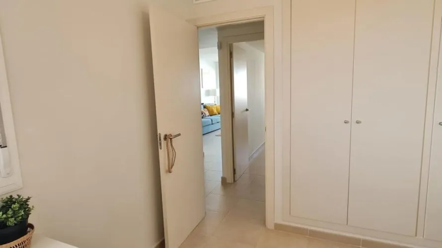 Apartamento de 2 dormitorios en Alicante, Spain No. 1246 № 10