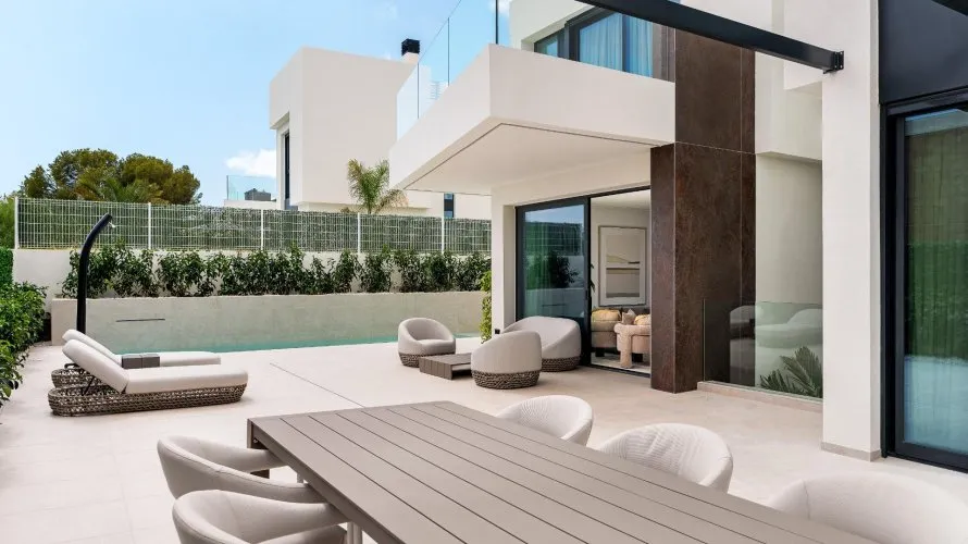 Villa de 4 dormitorios en La Nucia, Spain No. 637 № 3