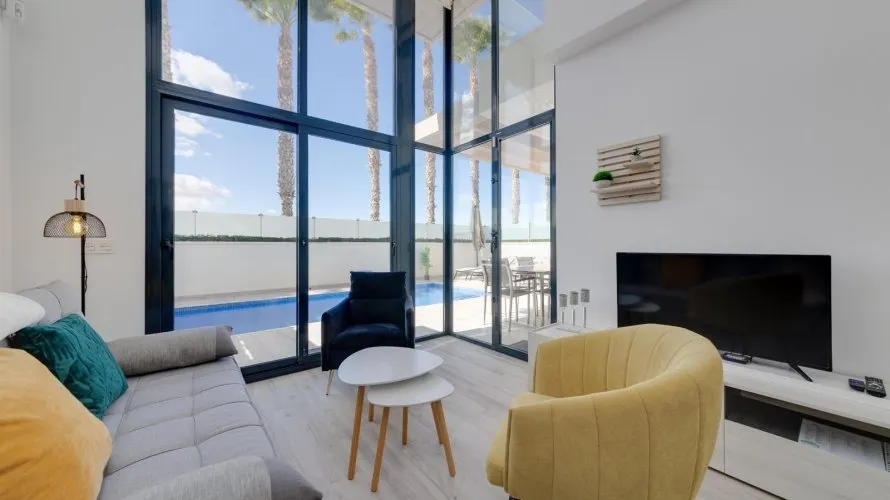 Villa de 3 dormitorios en La Zenia, Spain No. 247 № 6