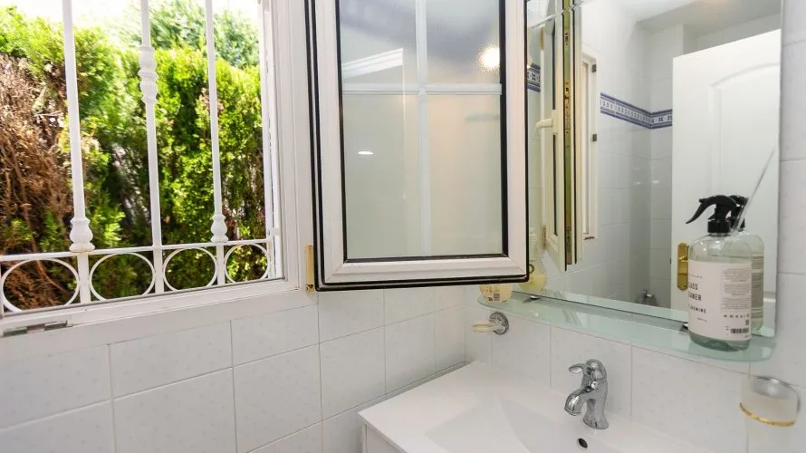 Villa de 194m² en Alicante, Spain No. 1360 № 19
