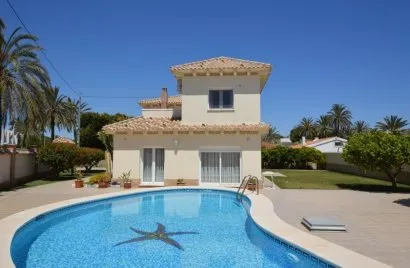 Villa de 276m² en Cabo Roig, Spain No. 257