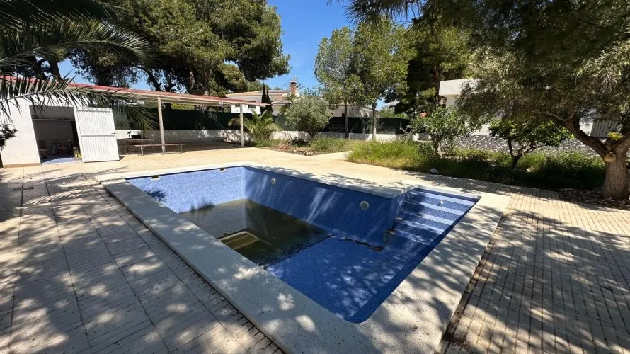 Villa de 5 dormitorios en San Vicente del Raspeig, Spain No. 1106 № 17