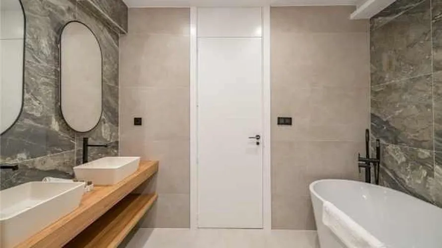Apartamento de 2 dormitorios en Madrid, Spain No. 636 № 9