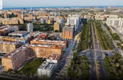 Apartamento de 2 dormitorios en Valencia, Spain No. 986