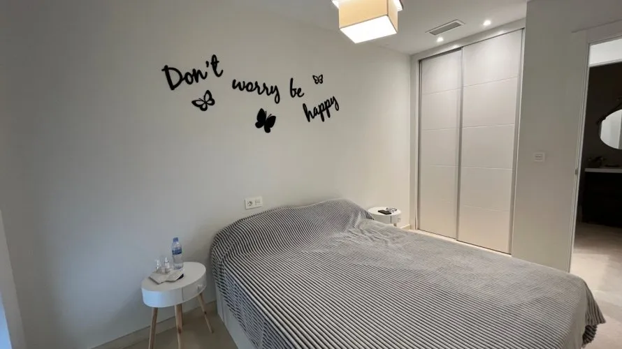 Apartamento de 3 dormitorios en Villajoyosa, Spain No. 380 № 9