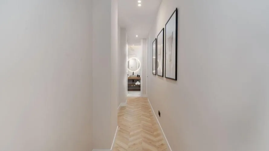 Apartamento de 3 dormitorios en Madrid, Spain No. 549 № 9