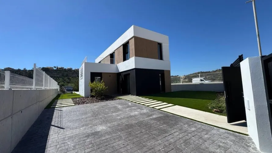 Villa de 3 dormitorios en Finestrat, Spain No. 1034 № 4