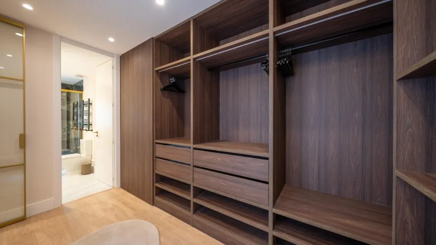 Apartamento de 3 dormitorios en Madrid, Spain No. 921 № 27