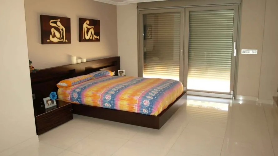 Villa de 11 dormitorios en Dénia, Spain No. 289 № 25