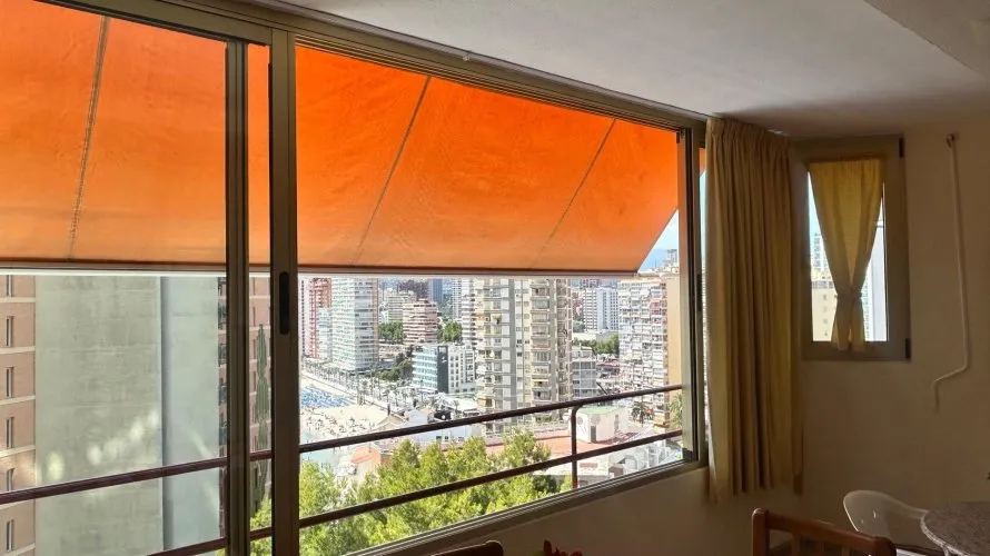 Apartamento de 3 dormitorios en Benidorm, Spain No. 1347 № 17