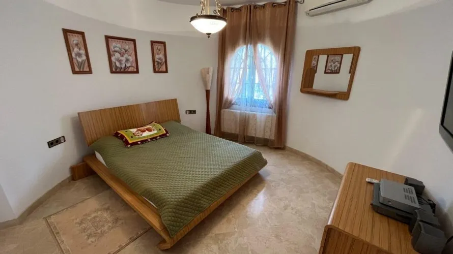 Villa de 4 dormitorios en Altea La Vella, Spain No. 502 № 12